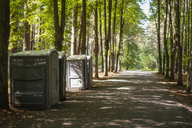 Best Construction site porta potty rental  in Ravenswood, WV